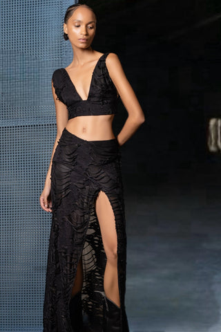 Keskin Yırtmaçlı Uzun Etek