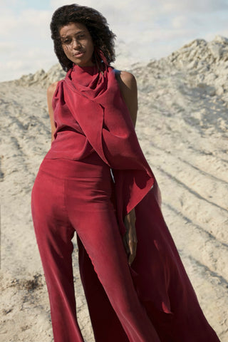 4 Farklı Kullanımı ile İkonik Bluz