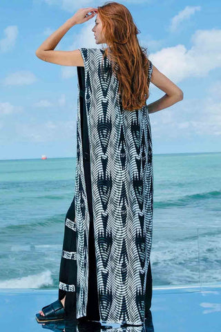 Sinem Babacan - Çift Taraflı Giyilebilen Kaftan 1