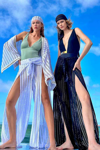 Sinem Babacan - Garni Detaylı Kısa Kimono Gömlek 1