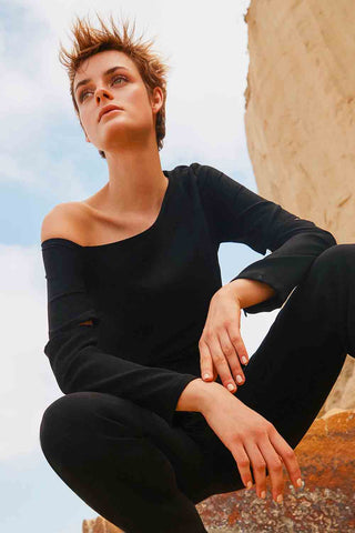 Sinem Babacan - Omuz Dekolteli Tulum 1