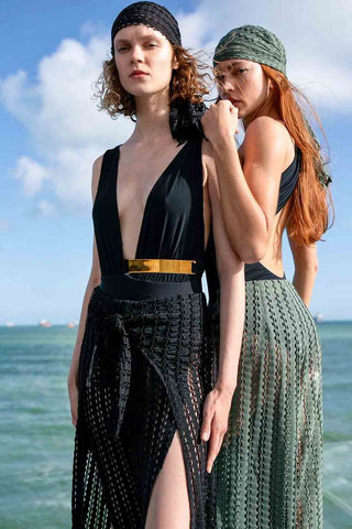 Sinem Babacan - Yırtmaçlı Pantolon Siyah 1