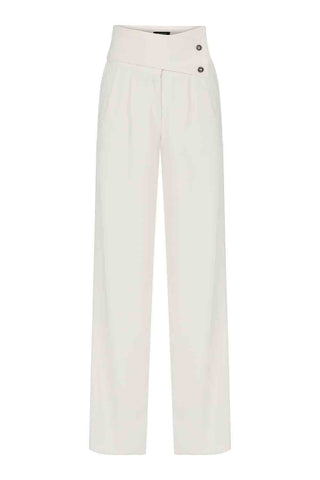 Sinem Babacan - Zayıf Gösteren Yüksek Bel Pileli Pantolon Beyaz 4