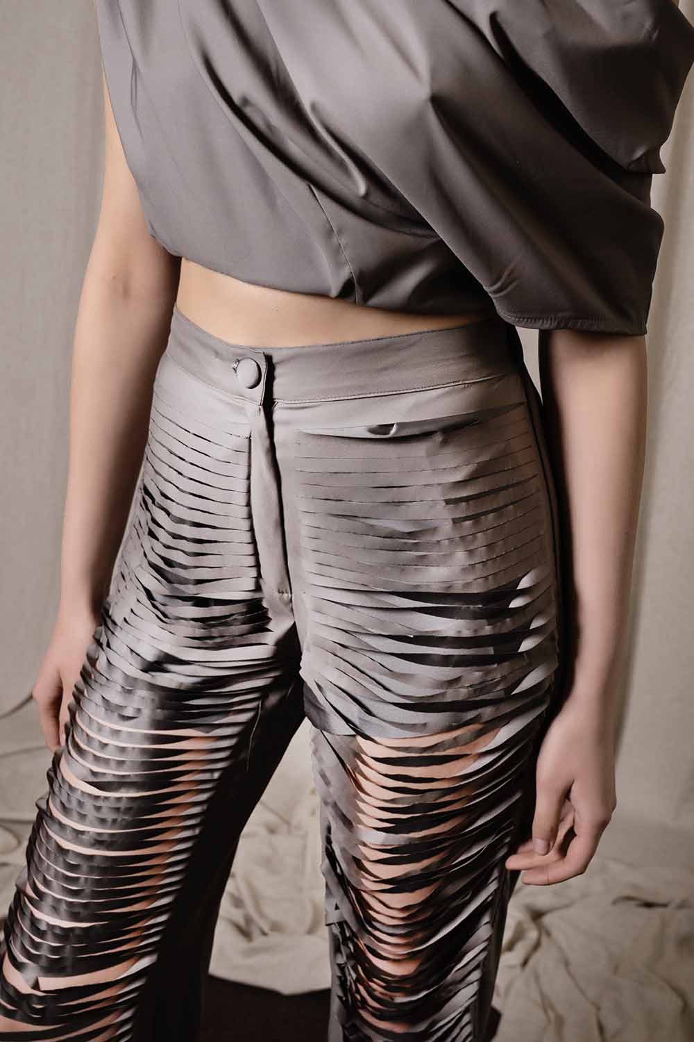 Lazer Kesim Yeşil Pantolon / Sinem Babacan