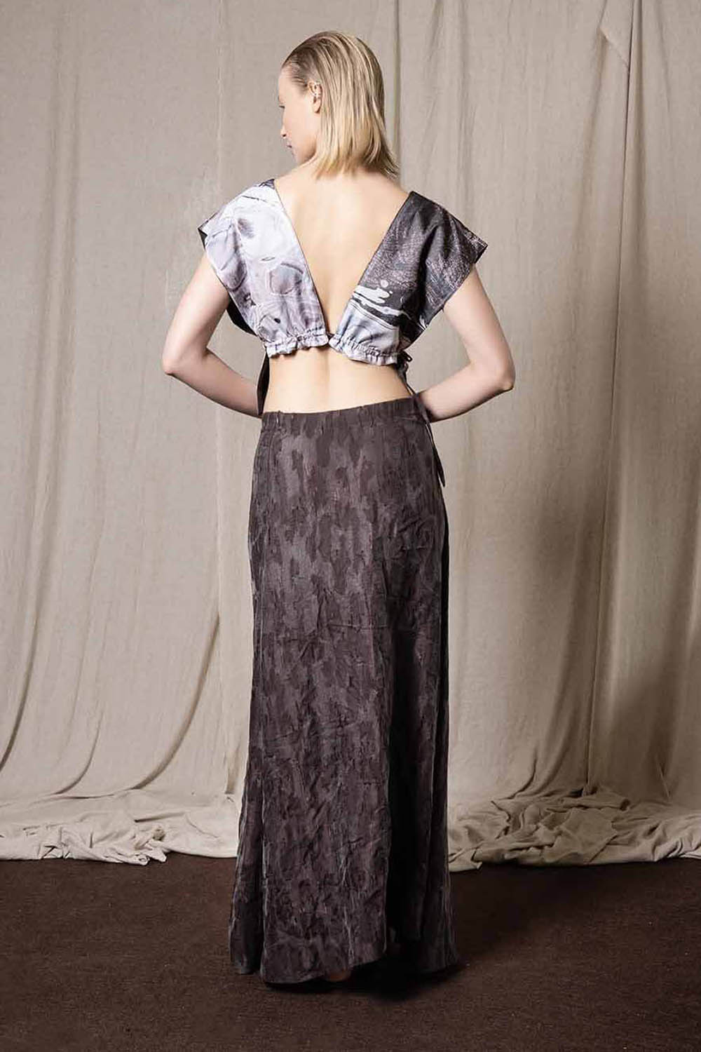 Uçuşan Moka Etek / Sinem Babacan